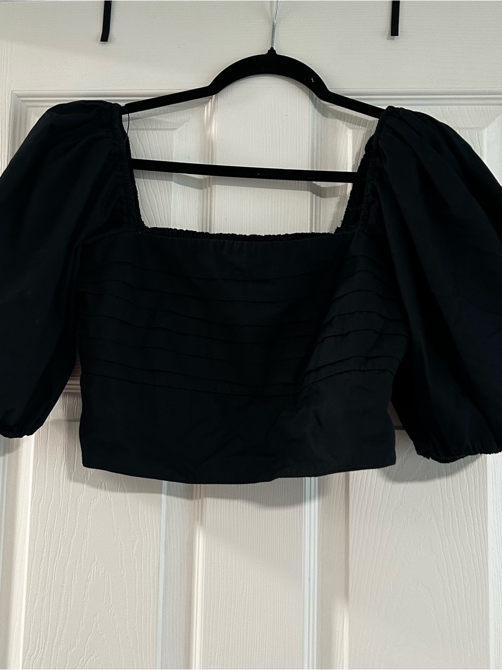 Abercrombie and Fitch Black Puff-Sleeve Square Neck Crop Top